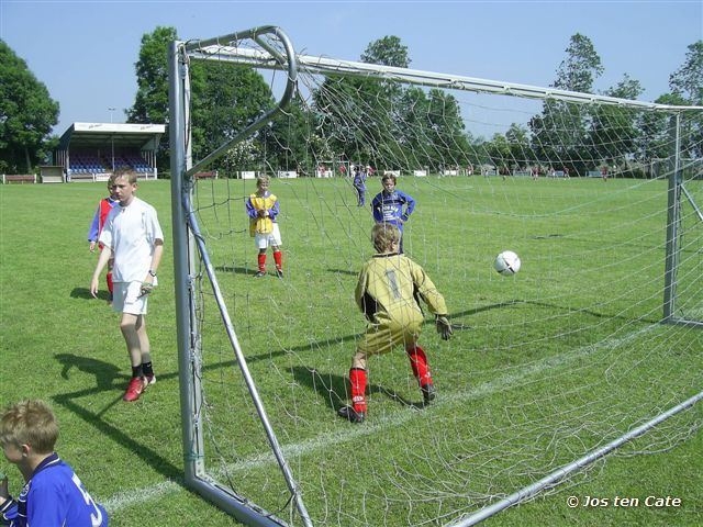 voetbaltoernooi edward roozendaal 055